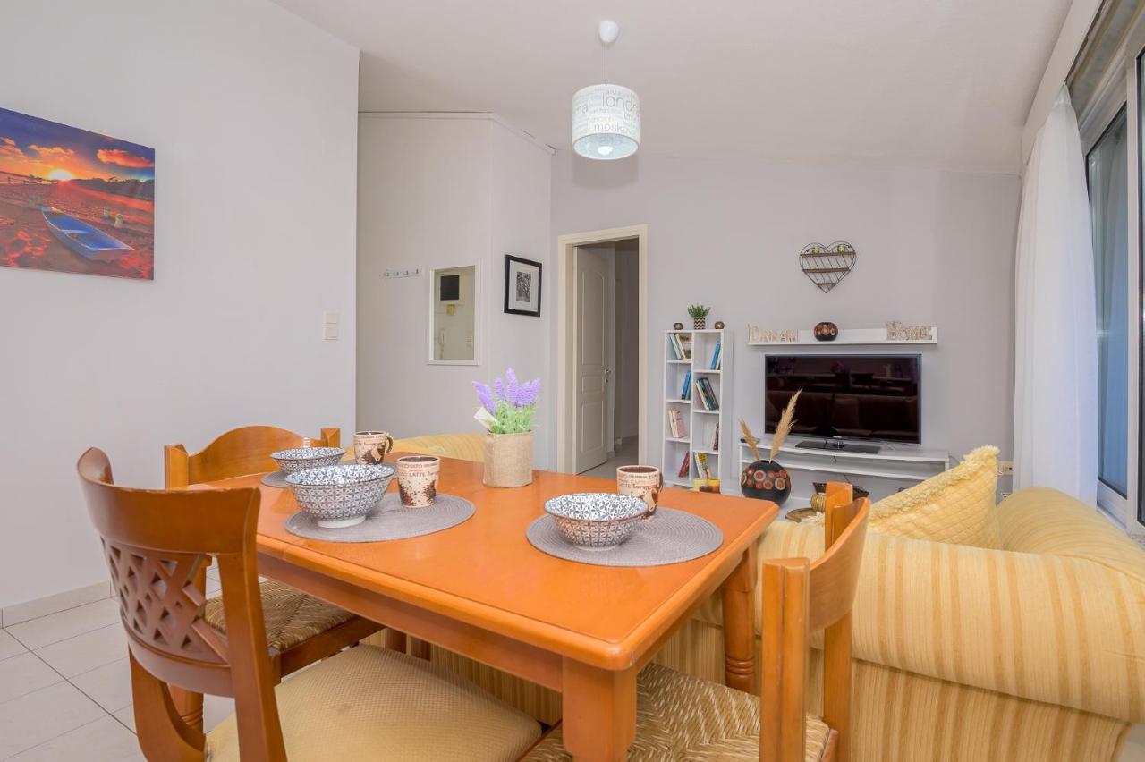 City Melody Apartment With Private Parking อเล็กซานโดรโพลิส ภายนอก รูปภาพ