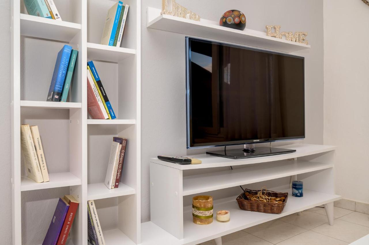 City Melody Apartment With Private Parking อเล็กซานโดรโพลิส ภายนอก รูปภาพ